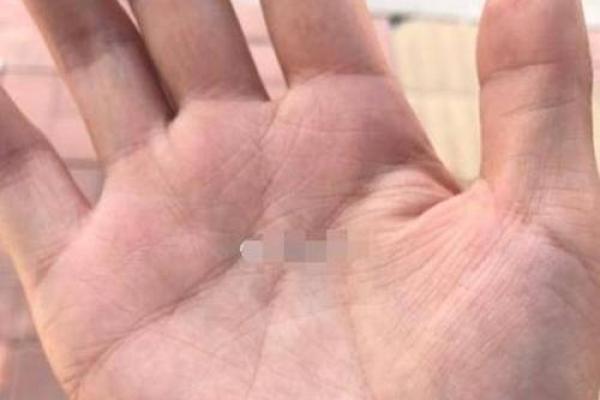 如何解读手掌上的三角形纹线与个性特征