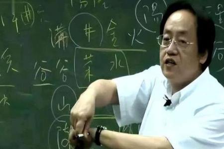 冠带之巅：揭秘命理界的璀璨明珠