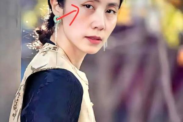 唇色紫艳，面相大吉揭秘面相中的富贵命格