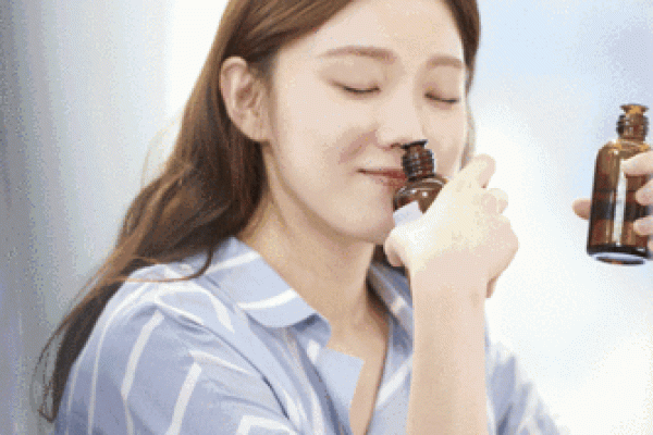 榨汁姬星座：揭秘12星座的神秘果汁配方
